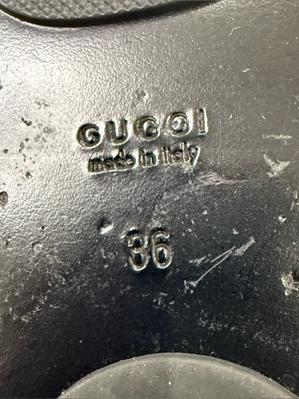 Gucci Lifford Marmont Sandal Flip Flop Size 36/6 White Double G Chic Vacation - Picture 11 of 16